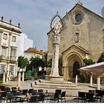 La Estacion شقة