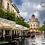 La Estacion *